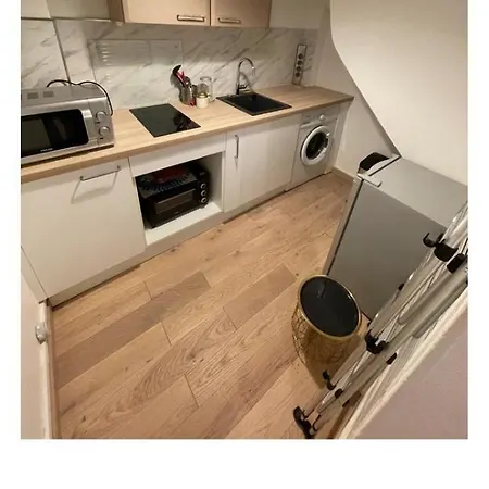 Parisian Little House-studio Appartement